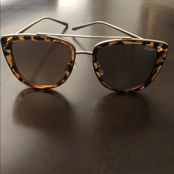 Quay Australia Accessories - 😎Mirrored quay glasses😎